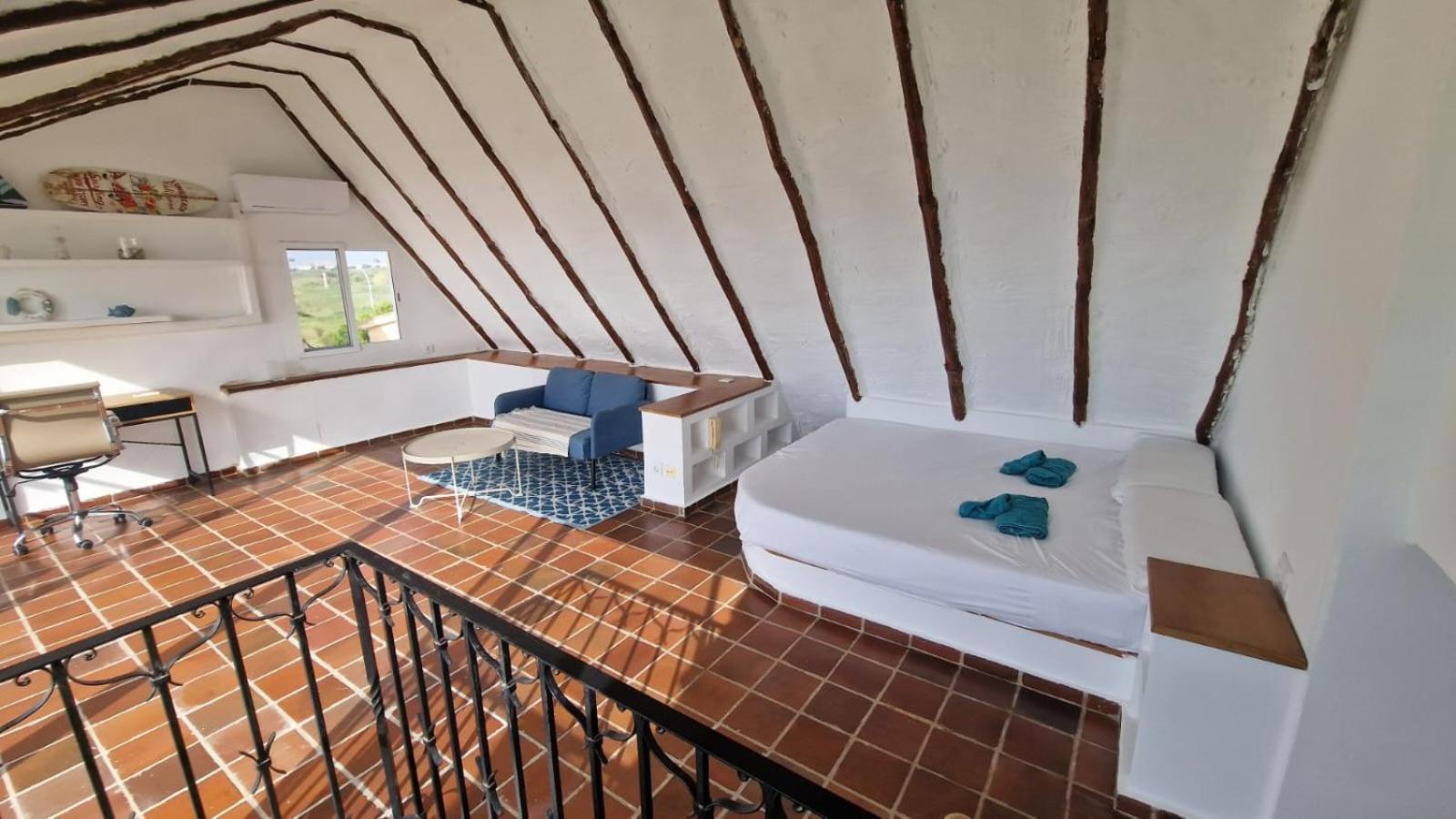 Beachfront Vila 瓦伦西亚 外观 照片