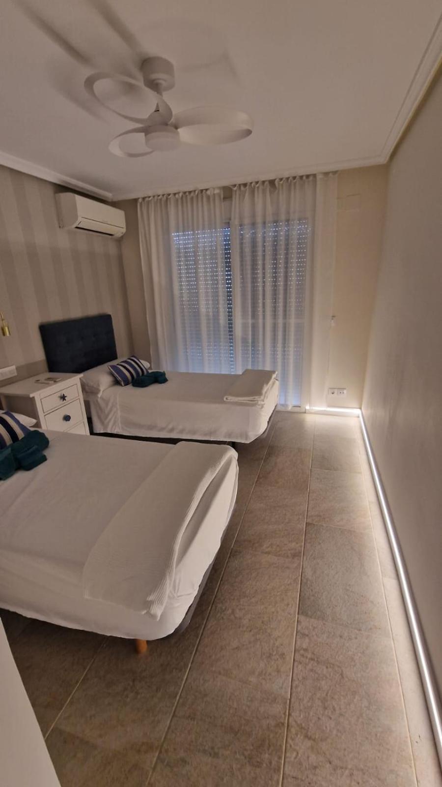 Beachfront Vila 瓦伦西亚 外观 照片