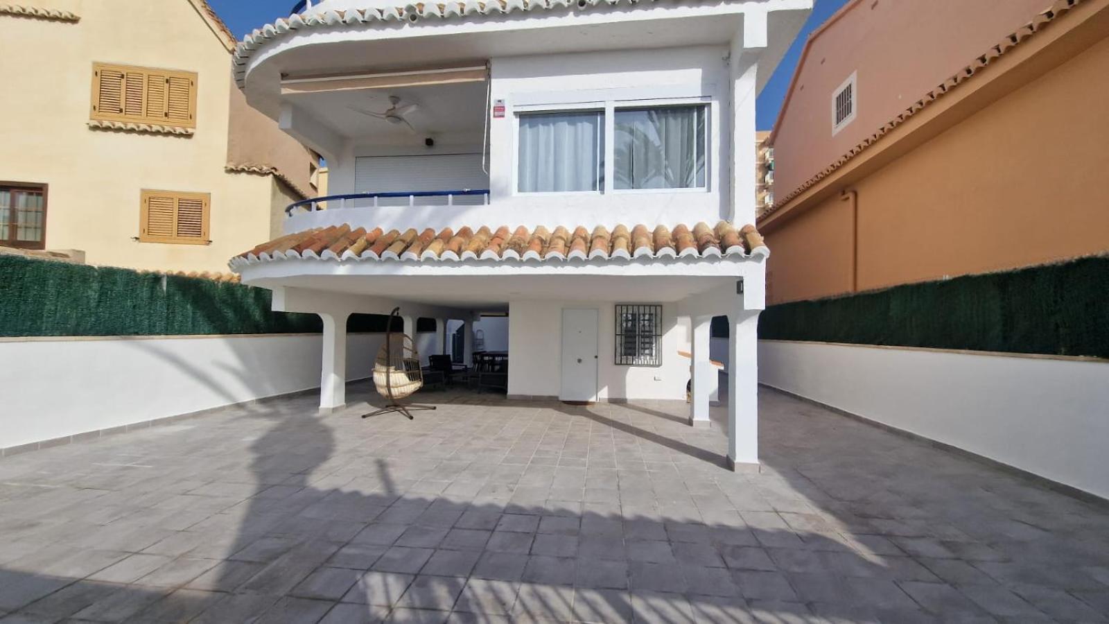 Beachfront Vila 瓦伦西亚 外观 照片